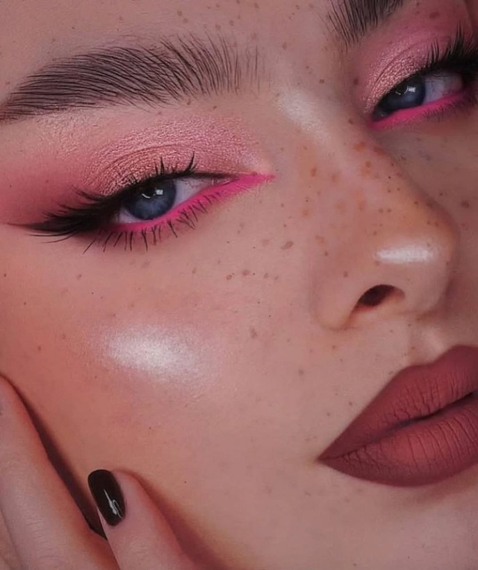 پک خط چشم رنگی و پاستیلی
